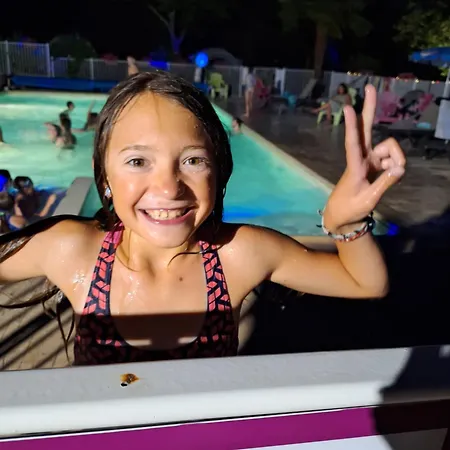 Lepigeonnier à Près Du Gouffre De Padirac Parque de Campismo *