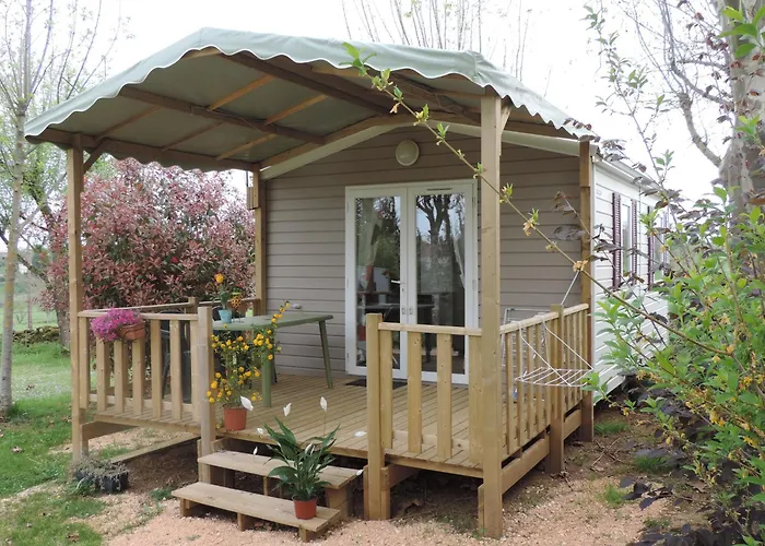 Lepigeonnier A Pres Du Gouffre De Padirac Κάμπινγκ *