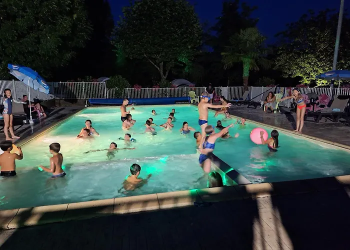 Lepigeonnier A Pres Du Gouffre De Padirac Κάμπινγκ