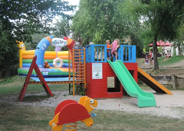 Lepigeonnier A Pres Du Gouffre De Padirac Κάμπινγκ Miers